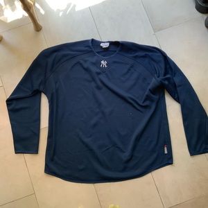Yankees pullover